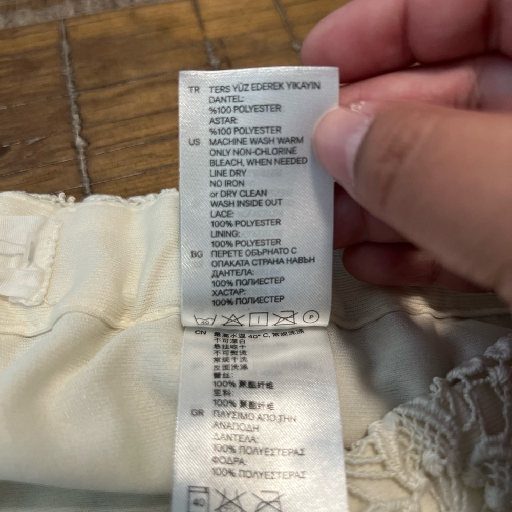 H&M Lace Crochet Floral Print Mini Skirt - Picture 8 of 8